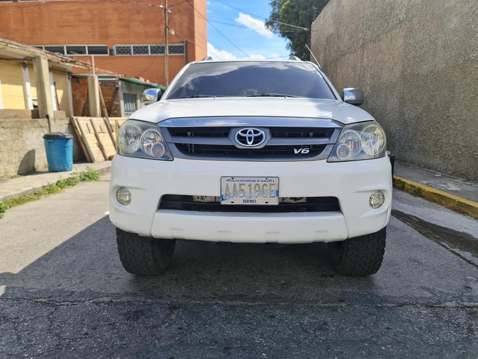 Toyota Fortunner 4×4
