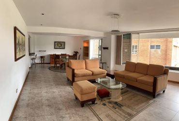 Vendo Pent-house amplio e iluminado