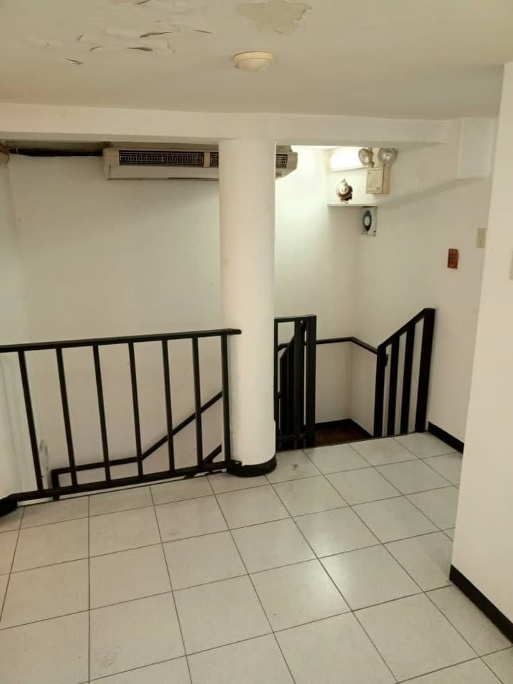 ALQUILO LOCALCOMERCIAL CENTRICO