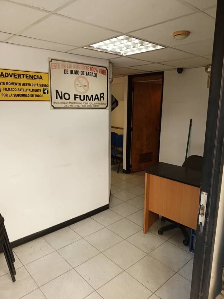 Privado: ALQUILO LOCALCOMERCIAL CENTRO DE CARACAS